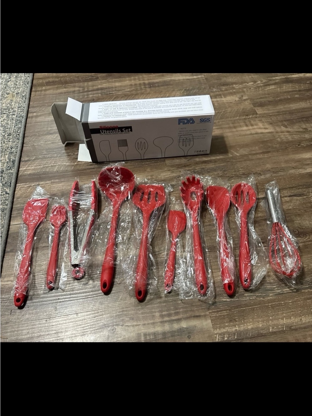 Brand New Red Silicone Kitchen Utensil Set - 10 Pieces